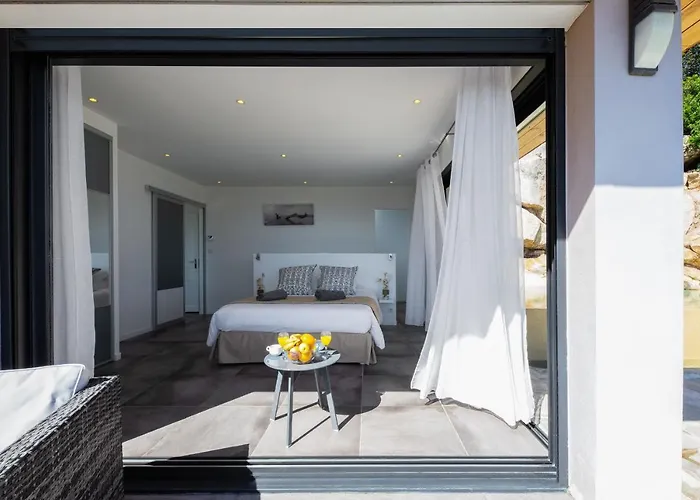 Vila Domaine Valle Doniche Olmeto (Corsica)